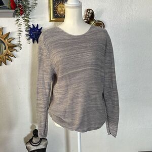 Selection Size Small gray Knit sweater Women’s